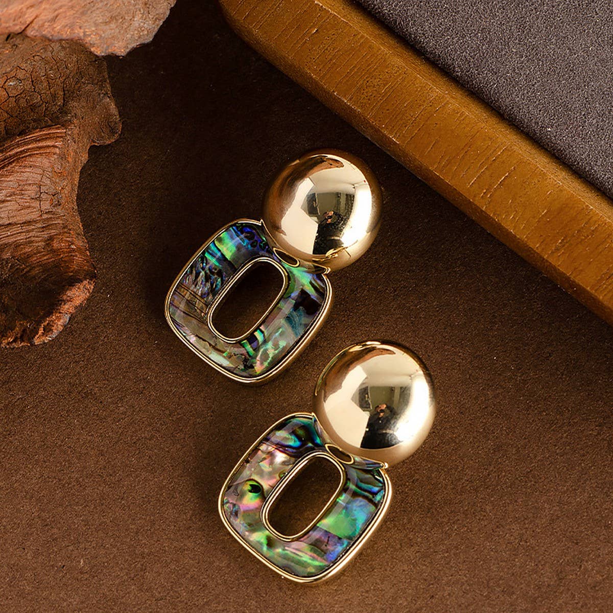COLORFUL ABALONE PENDANT SILVER NEEDLE EARRINGS
