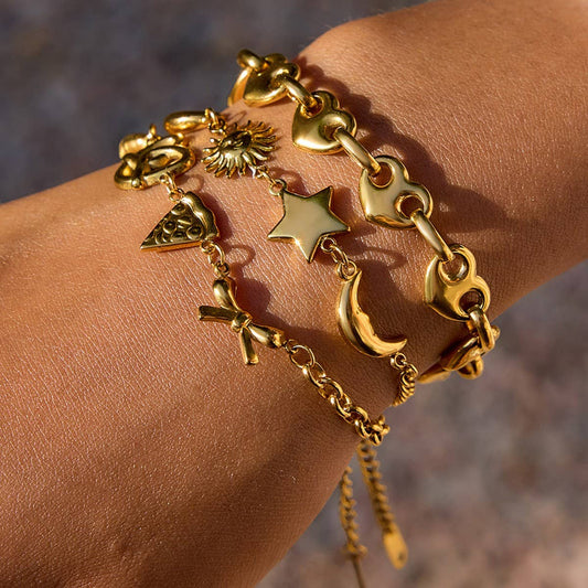 Cute Heart Croissant Pizza Bow Bracelet, 18K Gold