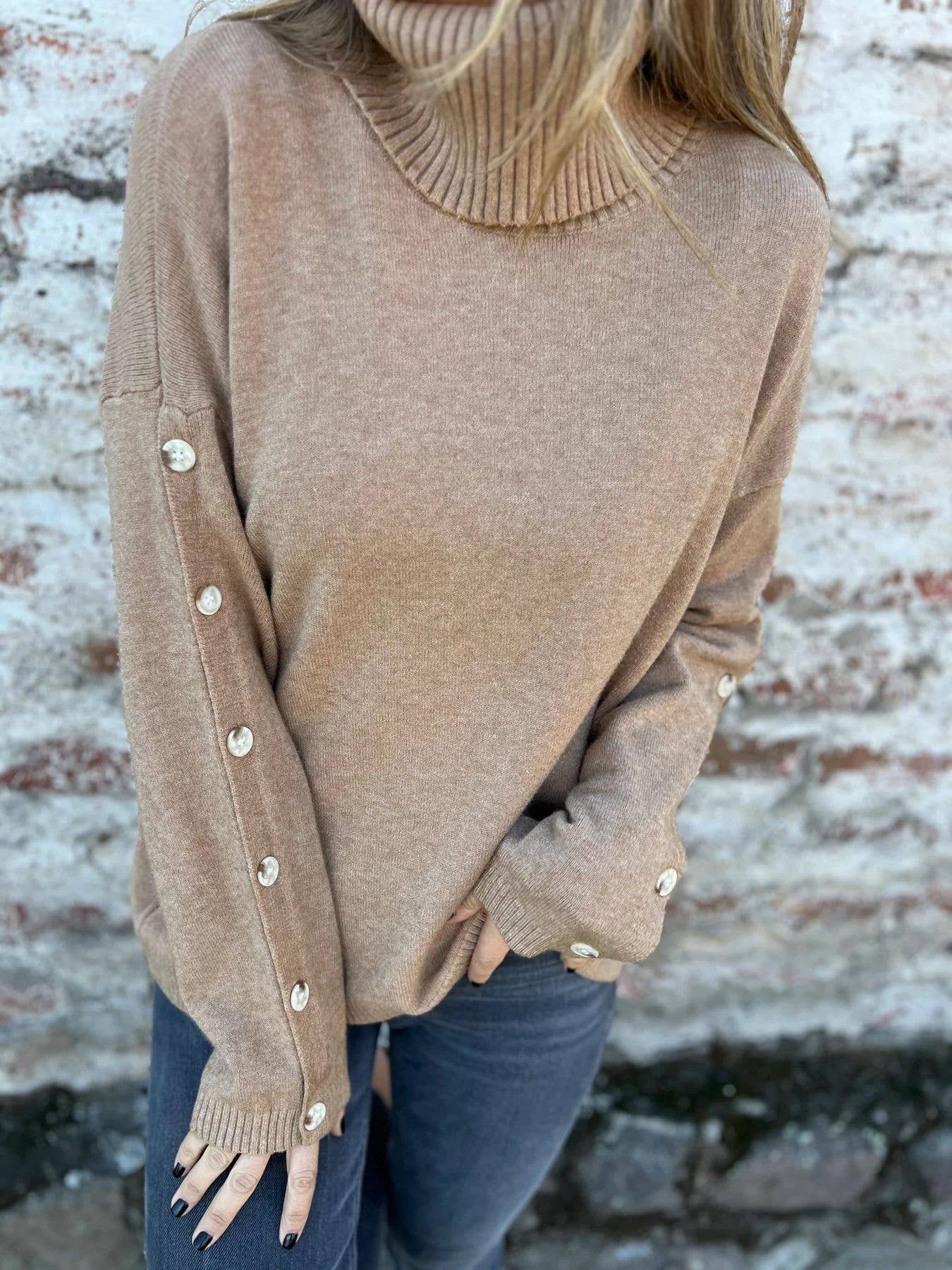 Casual high-neck button-down knitted sweater