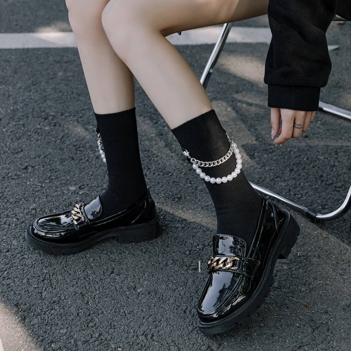 WOMEN BLACK PUNK CHAIN SOCKS