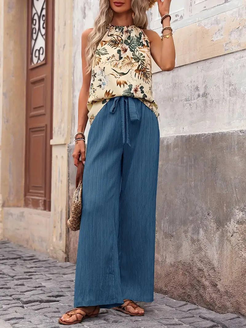 A halter ethnic-style printed top trousers set