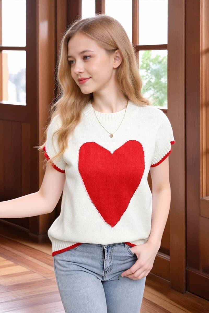 CWOSWS00161_HEART PRINT CREWNECK KNIT VEST