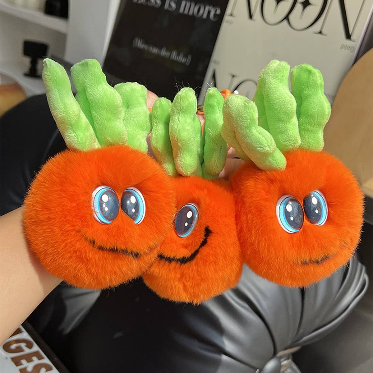 CUTE PLUSH CARROT CAR KEYCHAIN BAG PENDANT