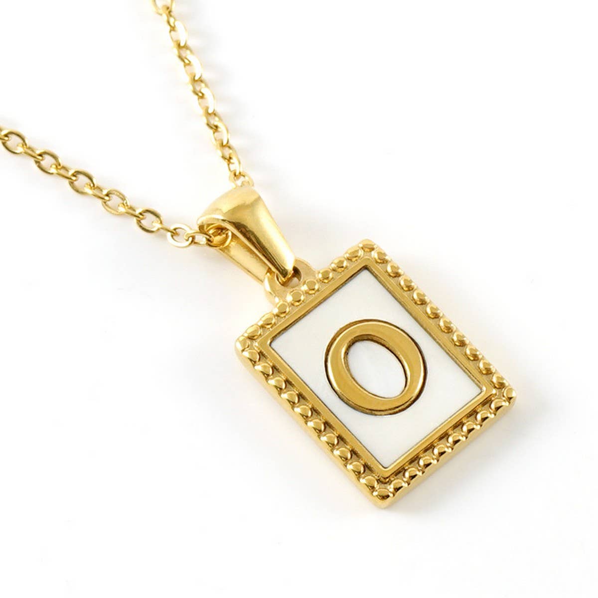 18K GOLD STAINLESS STEEL LETTER SHELL NECKLACE_CWAJE0685