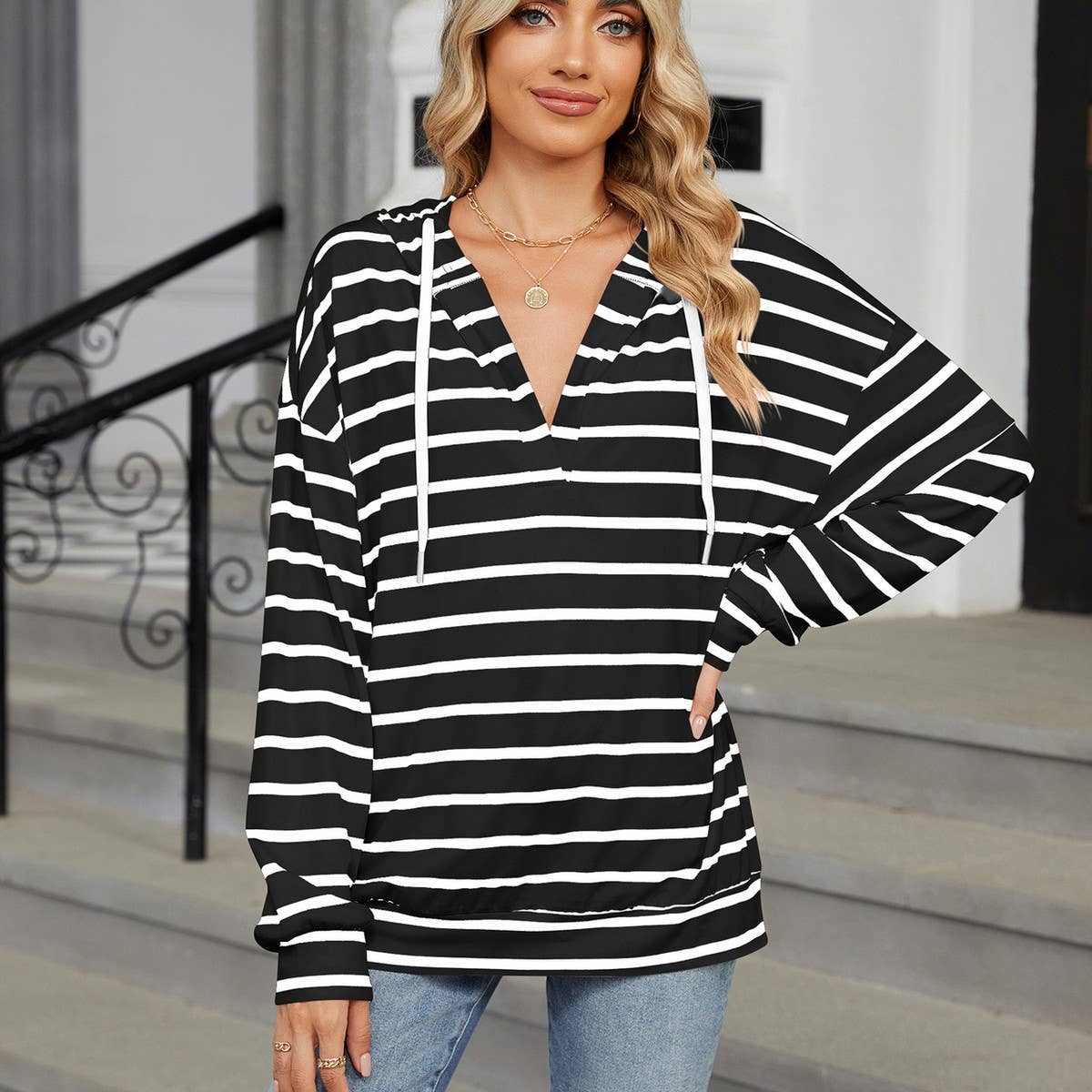 Drawstring hooded striped long-sleeved hoodie
