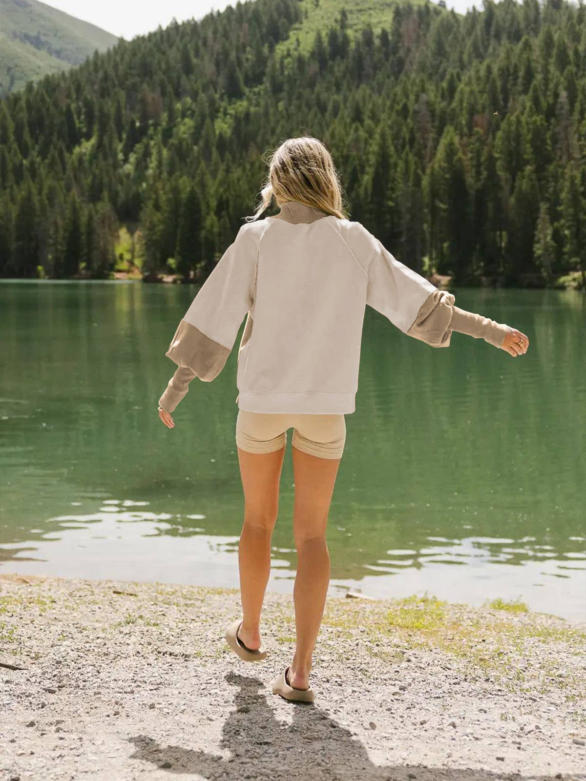 COUNTERCOLOR LANTERN SLEEVE HALFTURTLENECK HOODIE