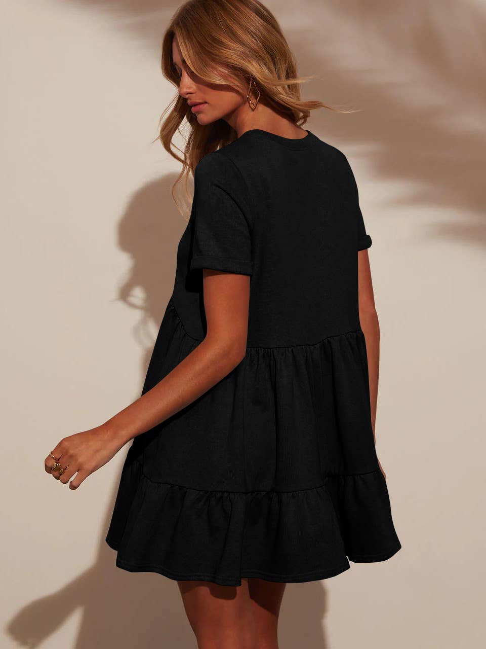 Casual round neck short sleeve pleated dress
