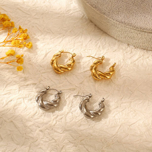 18K GOLD ROUND CHUNKY TWISTED HOOP EARRINGS_CWAJE0562