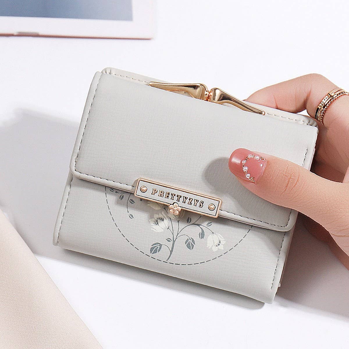 NEW PRINTED MINI TRIFOLD MULTIFUNCTIONAL WALLET_CWAB2556