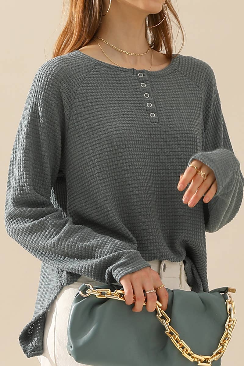 CWTTL1099_R NECK EYELET REGLAN SWEATER KNIT TOP