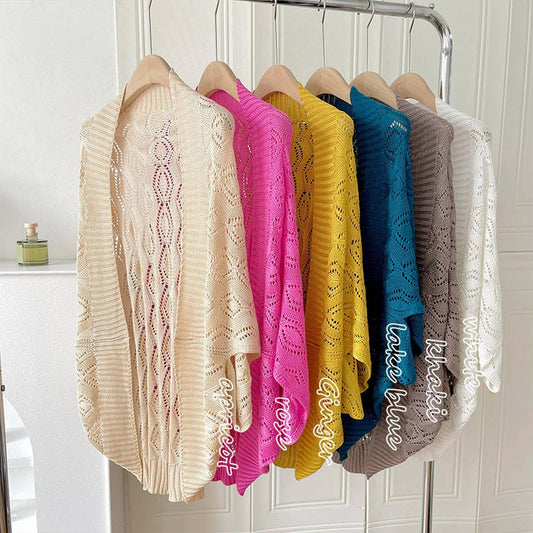 DIAMOND-SHAPED HOLLOW KNITTED SHAWL