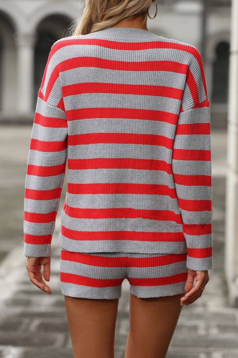 CWSS0944_CREWNECK STRIPED LONG-SLEEVED SWEATER SHORTS SUIT