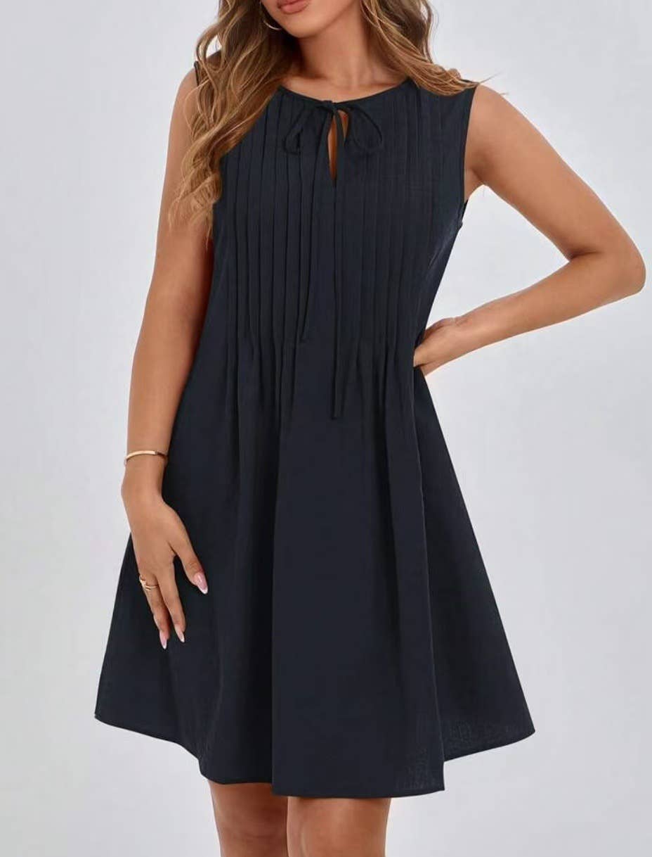 Fashionable short sleeveless vacation dress