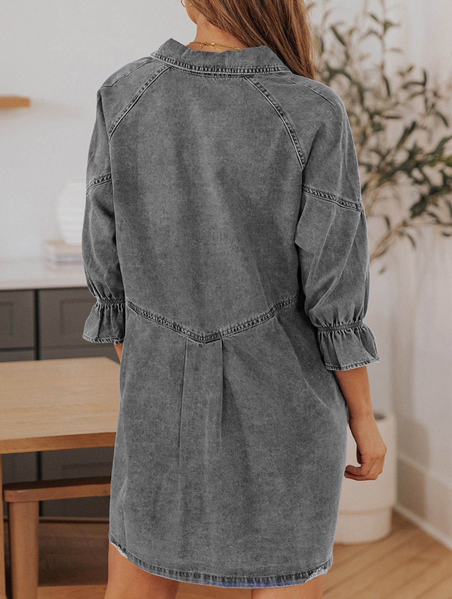 Single-row multi-button denim dress