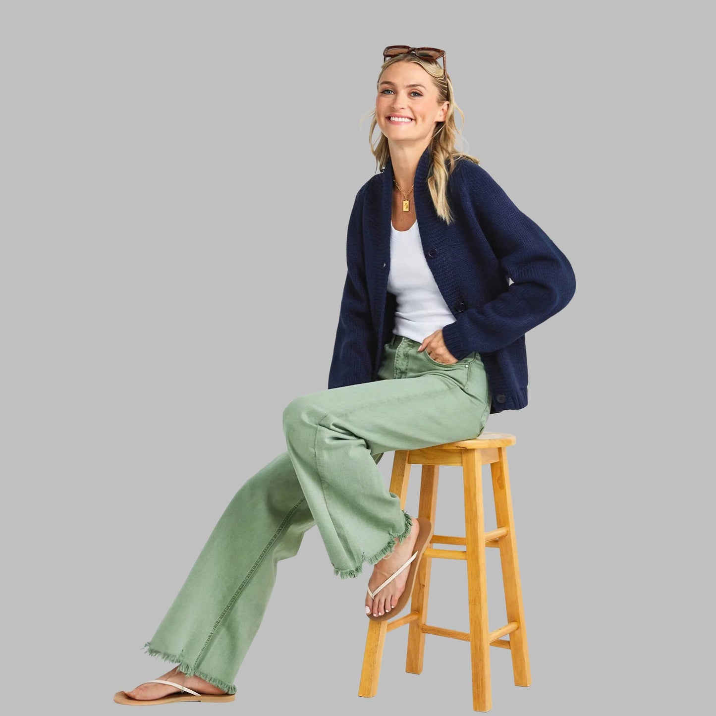 Casual knitted long-sleeved button-down cardigan