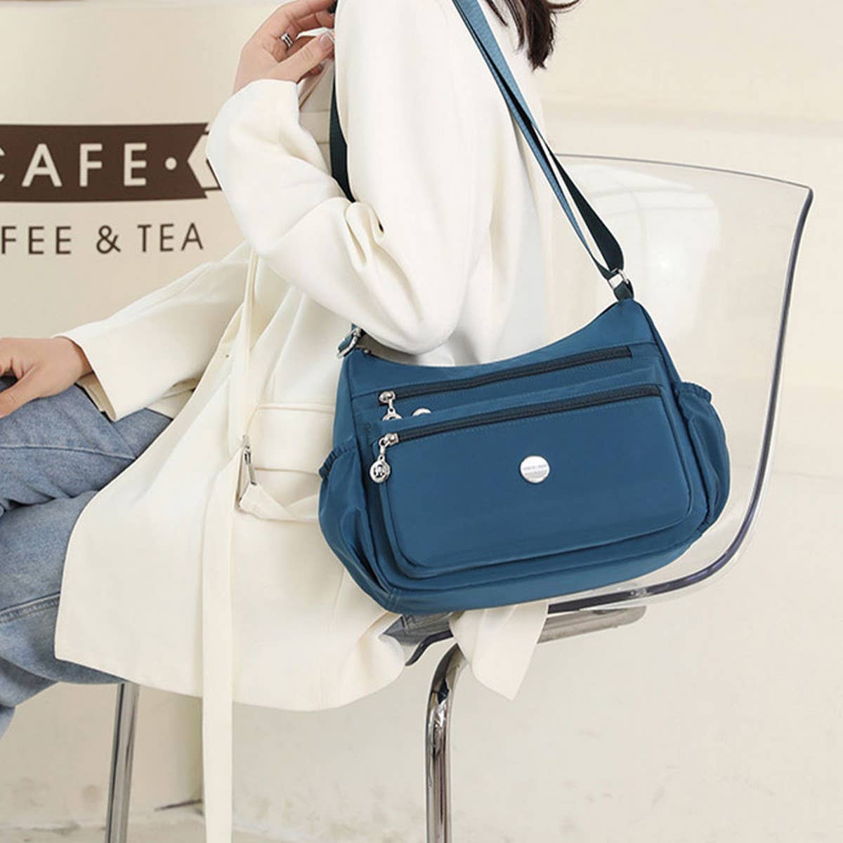 LARGE CAPACITY TRAVEL CROSSBODY SHOULDER BAG