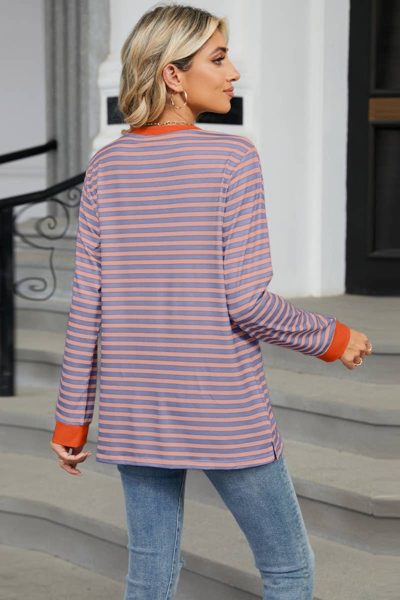 CWTBLL2934_CREW-NECK SPLIT TOP WITH STRIPED POCKETS