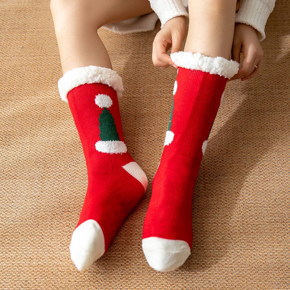 SANTA HAT FUZZY INDOOR SLIPPER SHOES