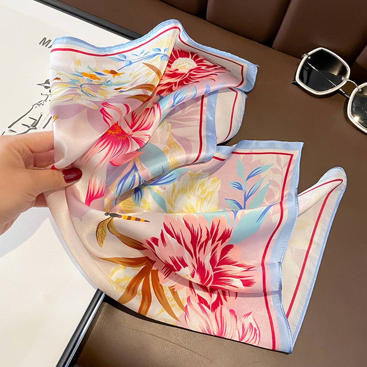 Pure Silk Scarf for Women Elegant Square Neck Wrap_CWASC0605