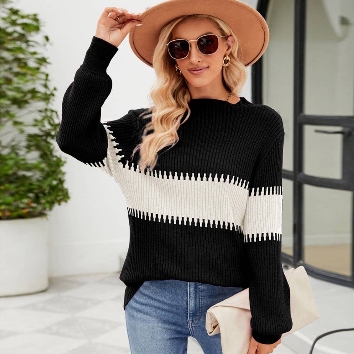 COLOR CONTRAST PATCHWORK HALF-TURTLENECK SWEATER