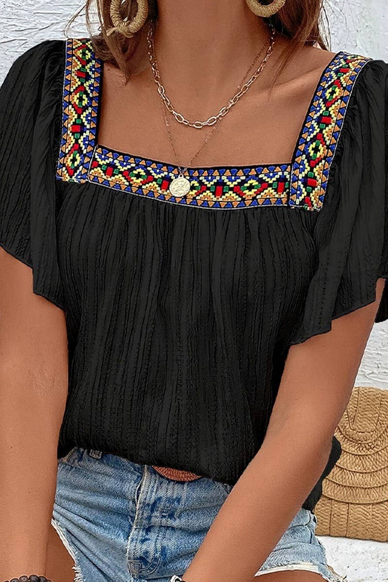 CWTBLS2011_EMBROIDERED LACE RUFFLE SLEEVE BACKLESS BLOUSE