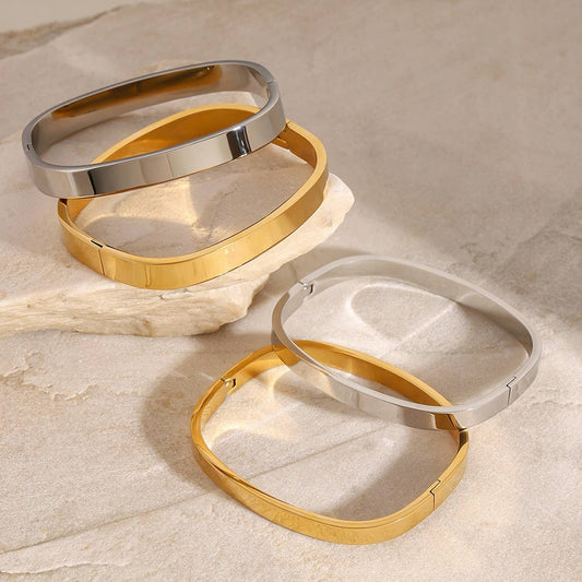 Stainless Steel Curved Clasp Bangle, Sleek Style_CWAJE4661