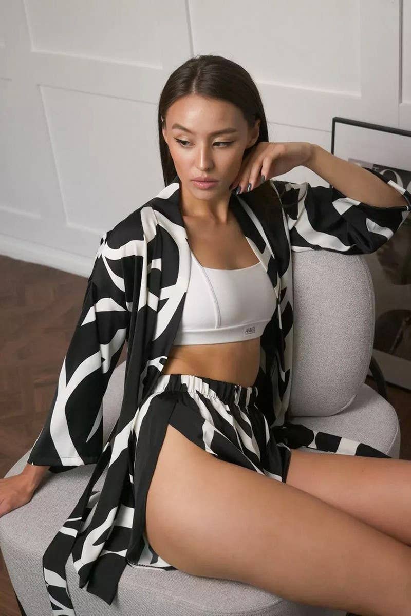 CWSPJ0415_PRINTED LACE-UP ROBE SHORTS TWO-PIECE SET