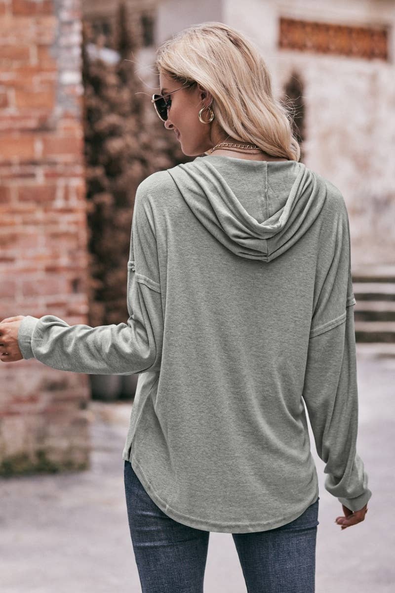 CWTBLL2714_V-NECK BUTTON-UP LONG-SLEEVED HOODED TOP