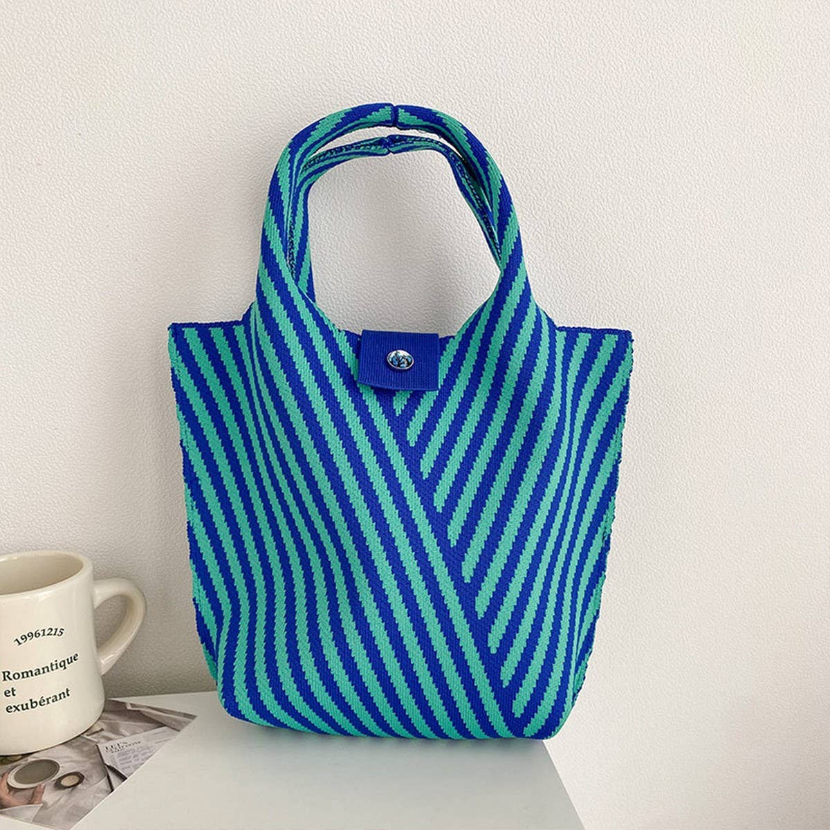 WOMEN KNITTED STRIPED SHOULDER HANDBAG_CWAB1522