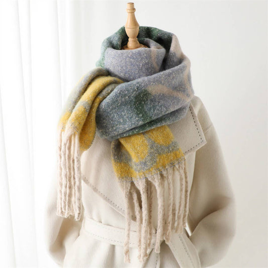 Vintage-Inspired Floral Wrap Scarf with Fringe