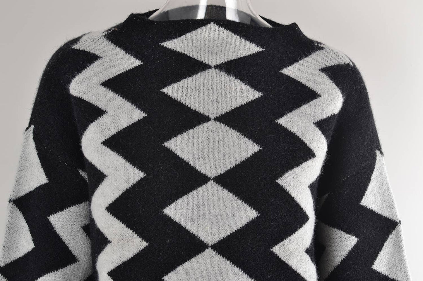DIAMOND CHECK PATCHWORK KNIT SWEATER