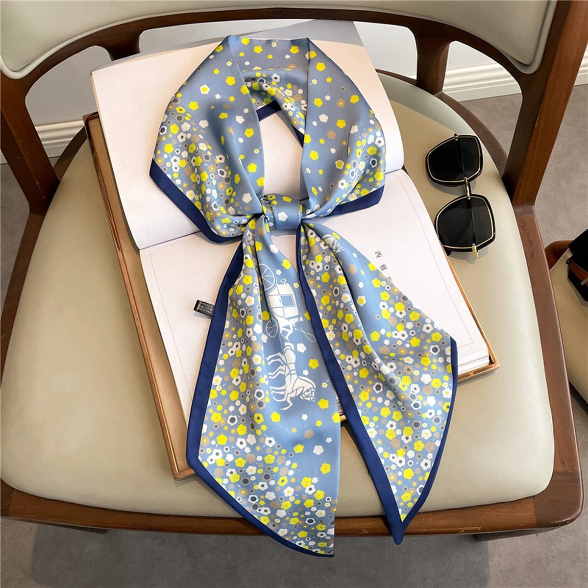 LETTER PRINT DOUBLE LAYER  HEAD SCARF