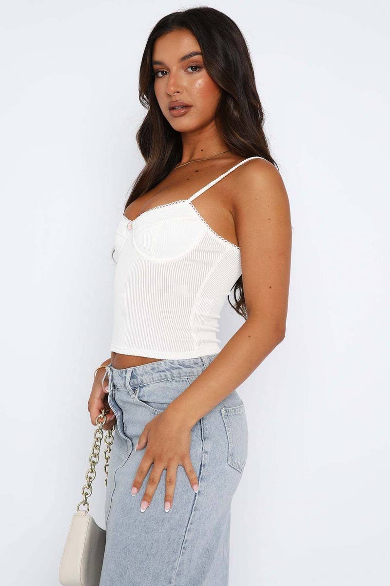 CWTTK1137_LACE TRIM WAIST TIE CROP CAMI VACATION TOP