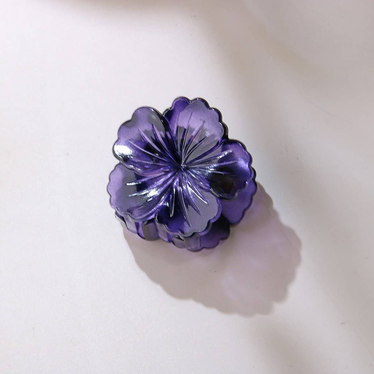 CWAHA07453_SMALL FLOWER HAIR CLAW CLIP FOR WOMEN