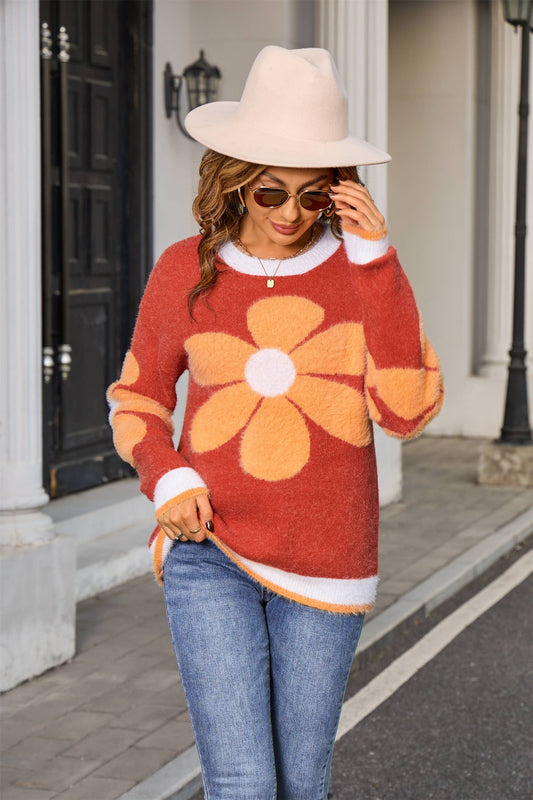 Flower-patterned knitted round-neck sweater