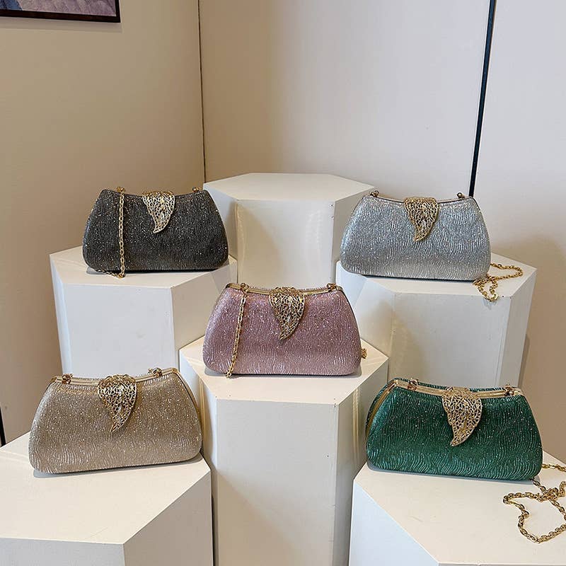 Fashionable shiny and versatile crossbody bag