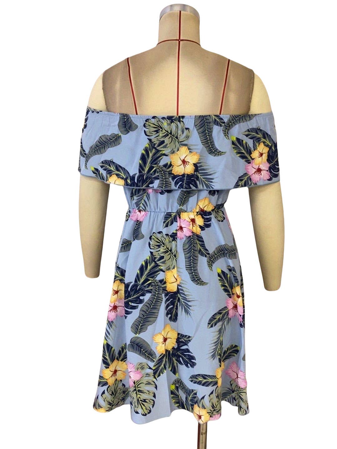 A fashionable printed one-shoulder ruffled dress