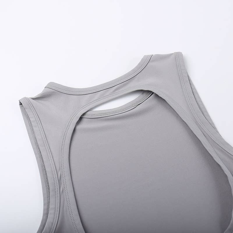 A casual short two-piece vest skirt set