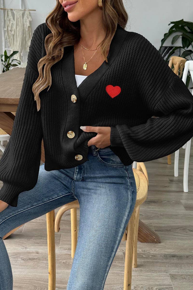 CWOSWL07388_WOMEN HEART PATCH SHORT KNIT CARDIGAN