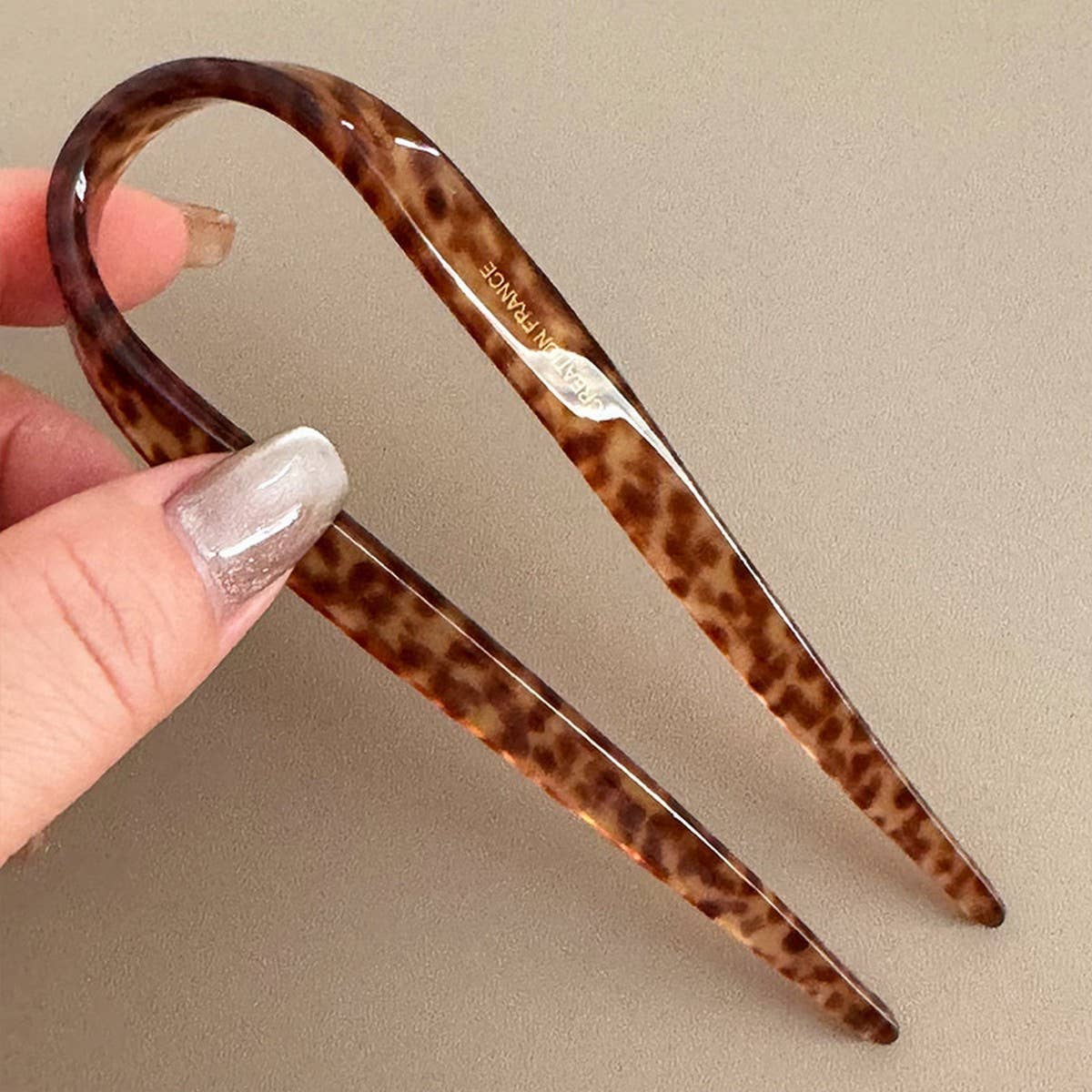 HIGH-END SIMPLE U-SHAPED HAIRPIN
