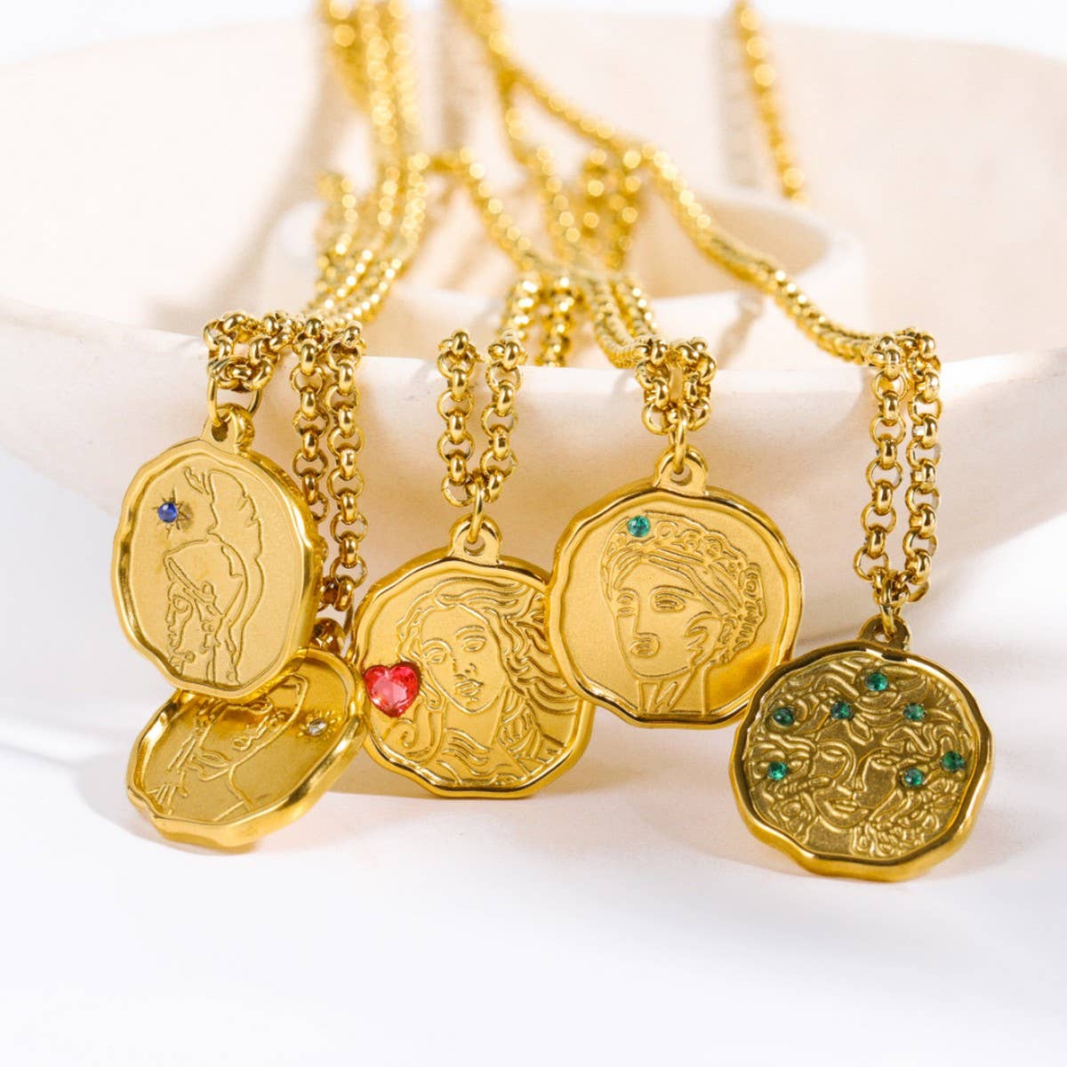 VINTAGE CREATIVE MYTHOLOGY PENDANT NECKLACE