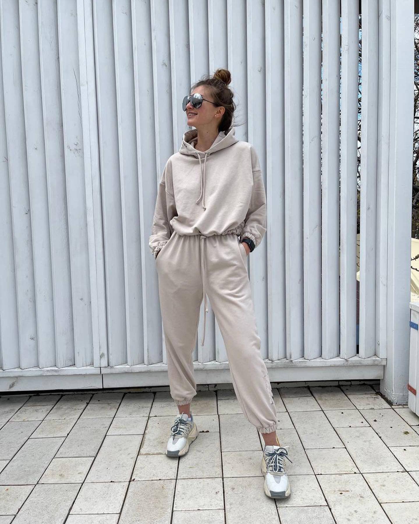 Drawstring short jacket and long pants set