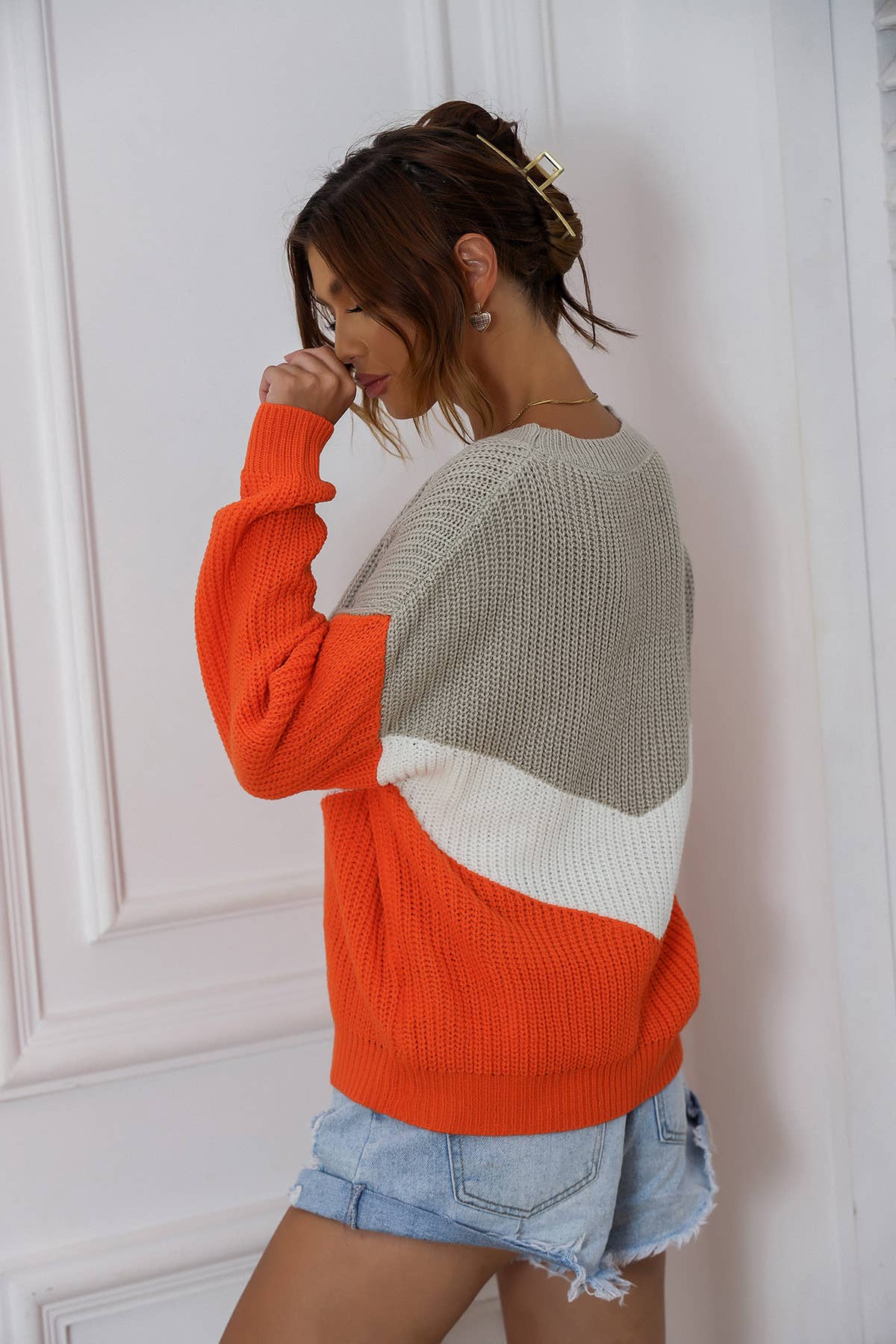 CREW-NECK LONG-SLEEVED SPLICE JUMPER SWEATER