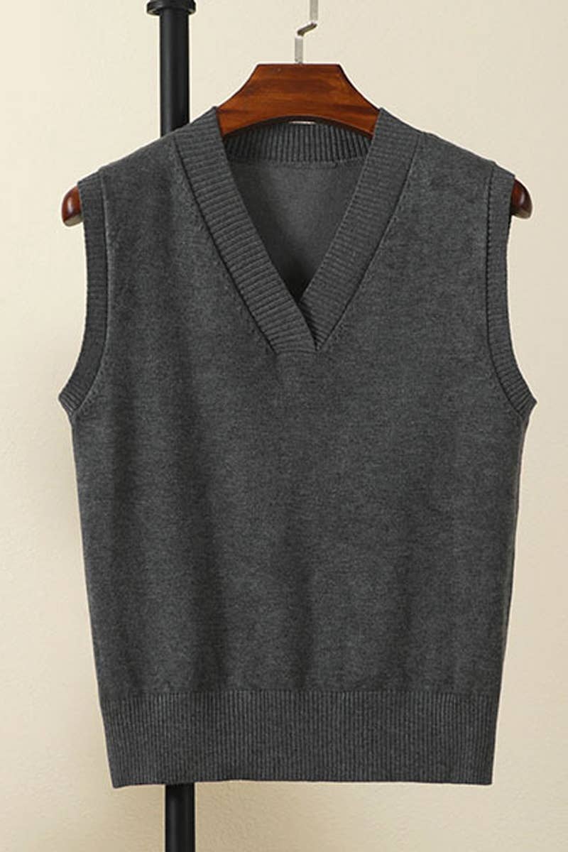 CWOSWSL0010  Simple Sleeveless V- Neck Pullover  Sweater