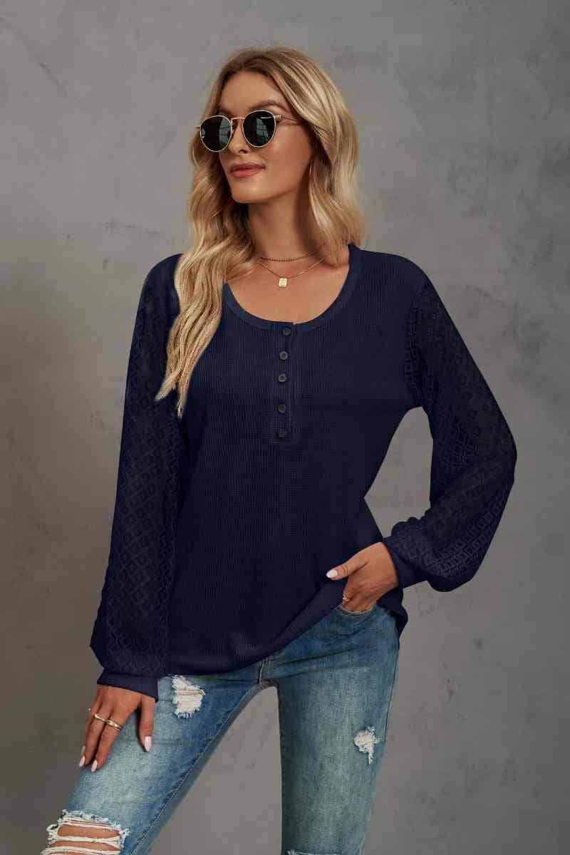 CWTBLL2846_V-NECK BUTTON-LACE PATCHWORK LONG-SLEEVED TOP