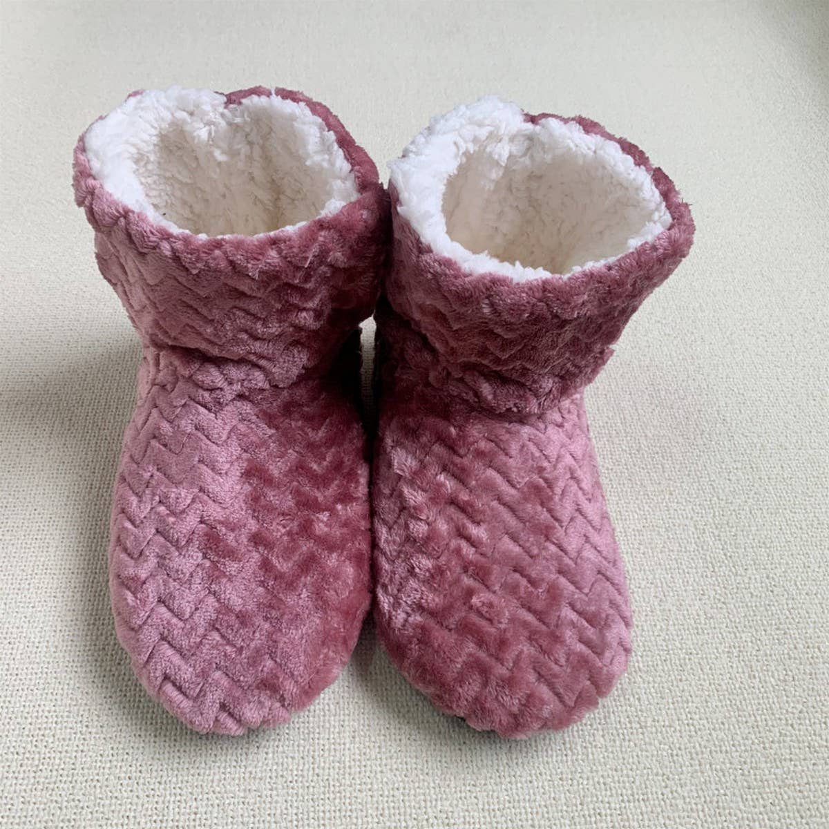 WINTER THICK WARM SHORTS SOFT SOCKS SLIPPERS