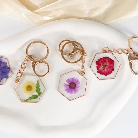 NEW NATURAL DRIED FLOWER KEYCHAIN PENDANT