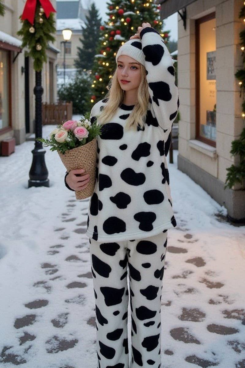 CWSPJ0418_COW PRINT FLANNEL LOUNGEWEAR PAJAMA SET