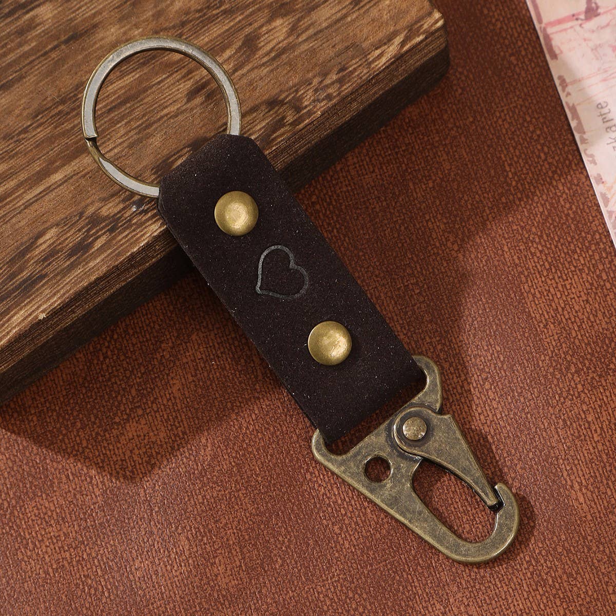 VINTAGE LEOPARD WEAVE LEATHER KEYCHAIN PENDANT