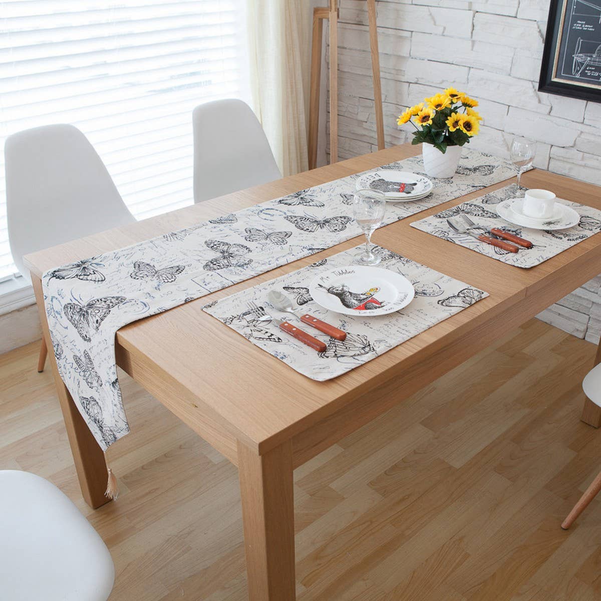FRENCH COUNTRY STYLE TABLECLOTH
